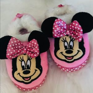 Minnie Mouse slippers